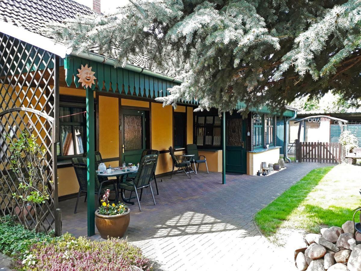 Pension Zum Weissen Hirsch Reitwein Exterior foto